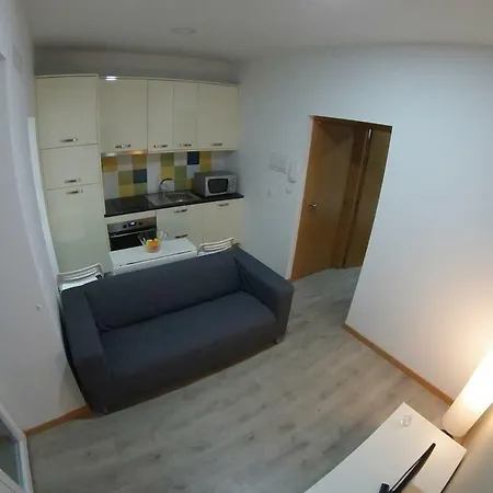 Coimbra Holiday Residence شقة